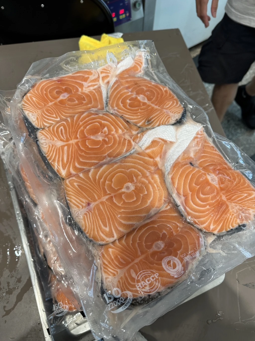 挪威冰鮮生食級鮭魚(無包冰)