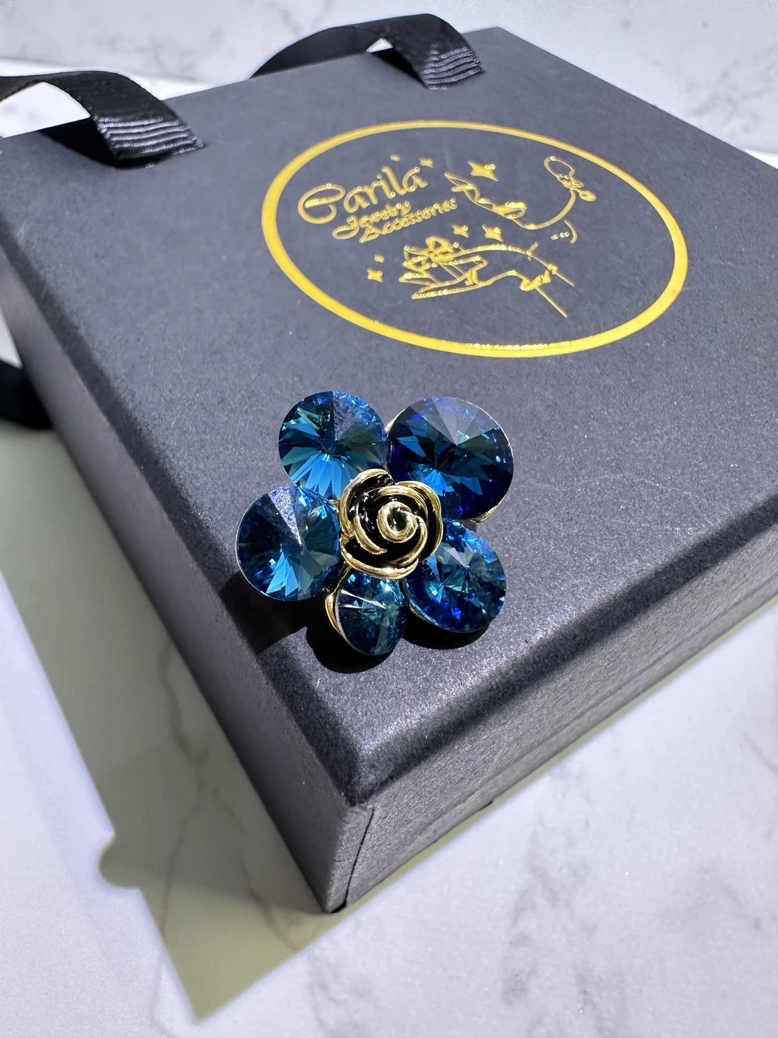 輕奢華水晶防走光領口小胸針