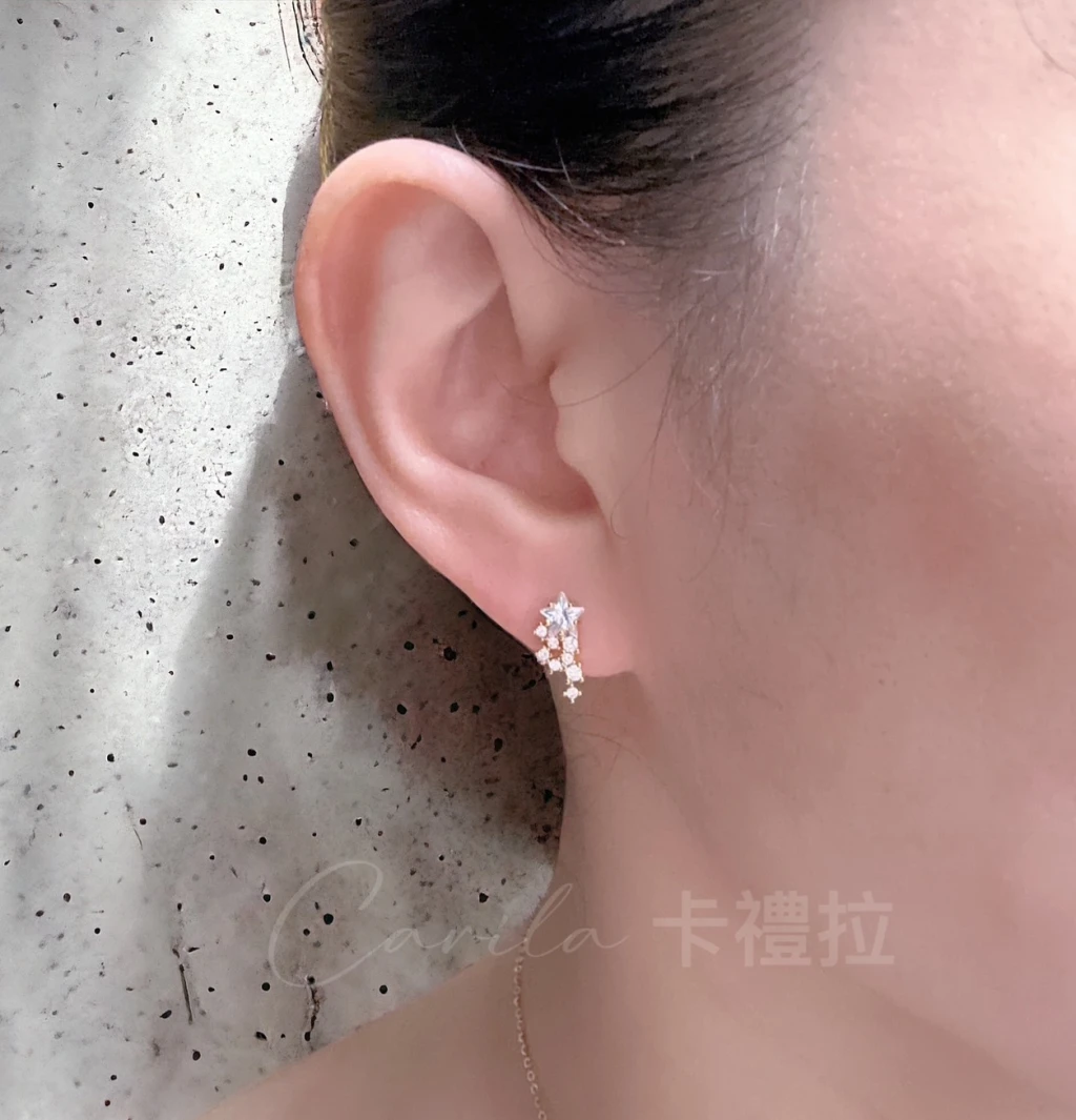 氣質小星星滿鑽合金耳飾