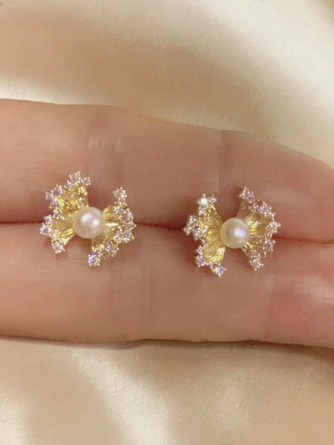 星燦天然淡水珍珠耳環/S925銀針