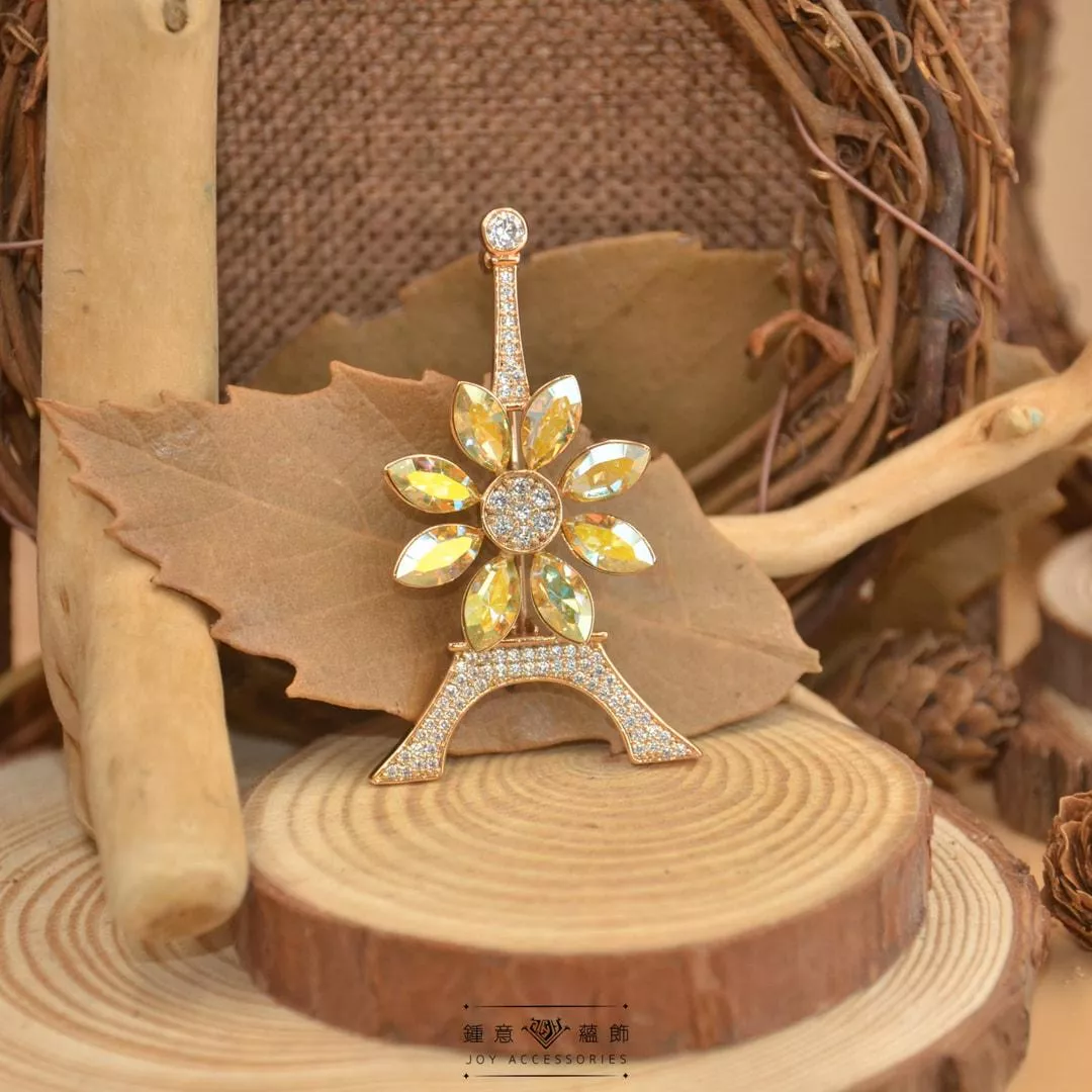 花黎鐵塔胸針 ╳ 維也納水晶 | 絕版 |  宴會 | 重工藝 | 母親節 | AB白 | 金