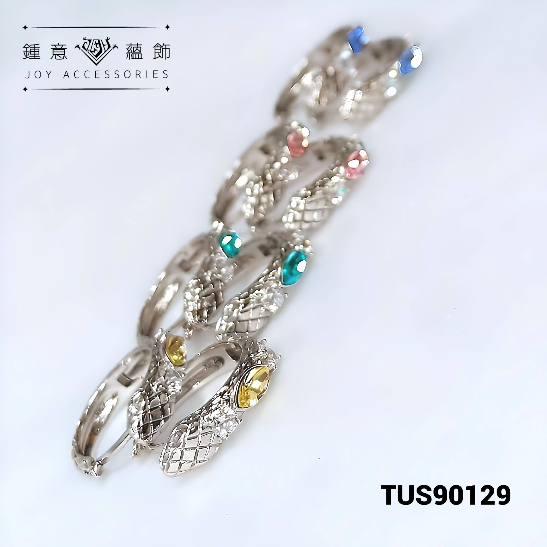 好蛇成雙圈扣耳環 ╳ 維也納頂級工藝水晶 ╳ TUS90129