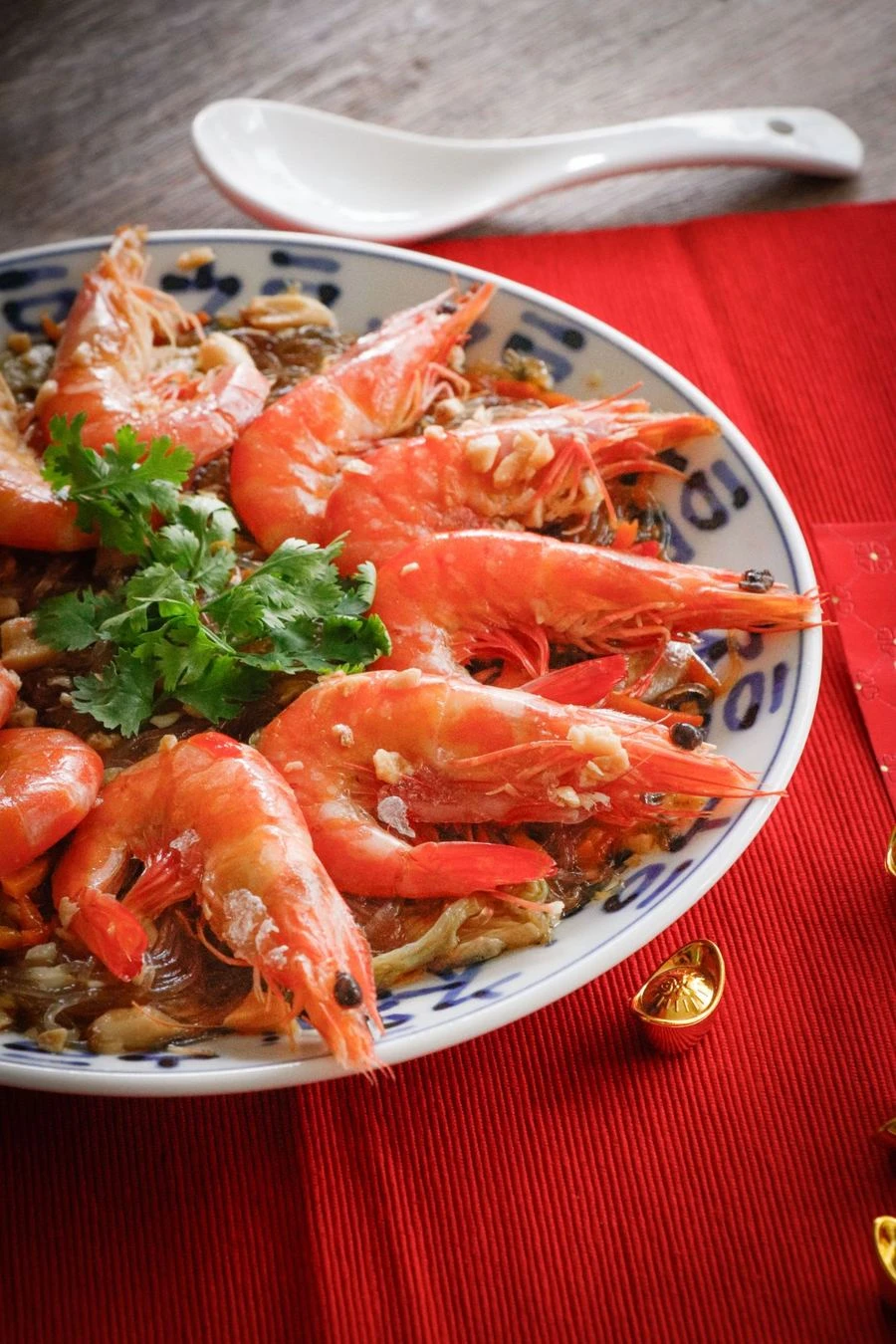 蒜蓉鮮蝦粉絲煲 粉絲吸滿醬汁