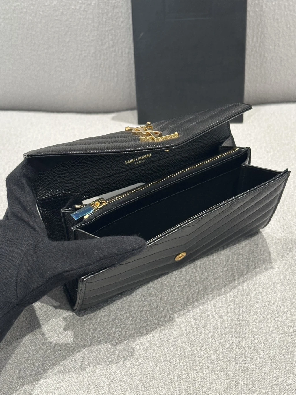 YSL 信封長夾 黑金
