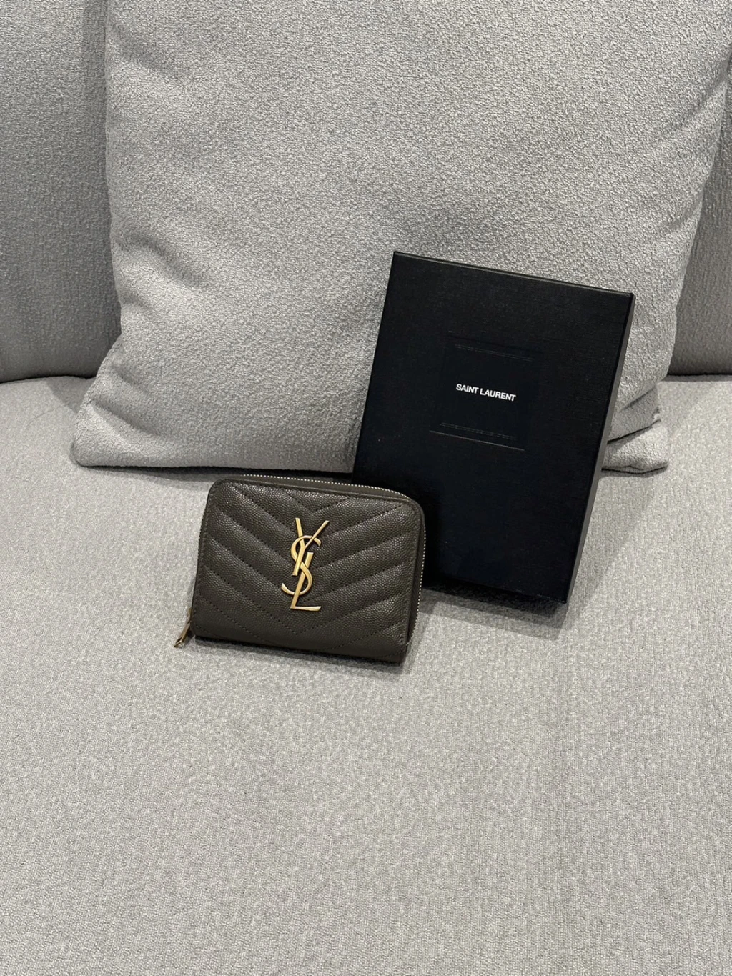 YSL 墨綠短夾