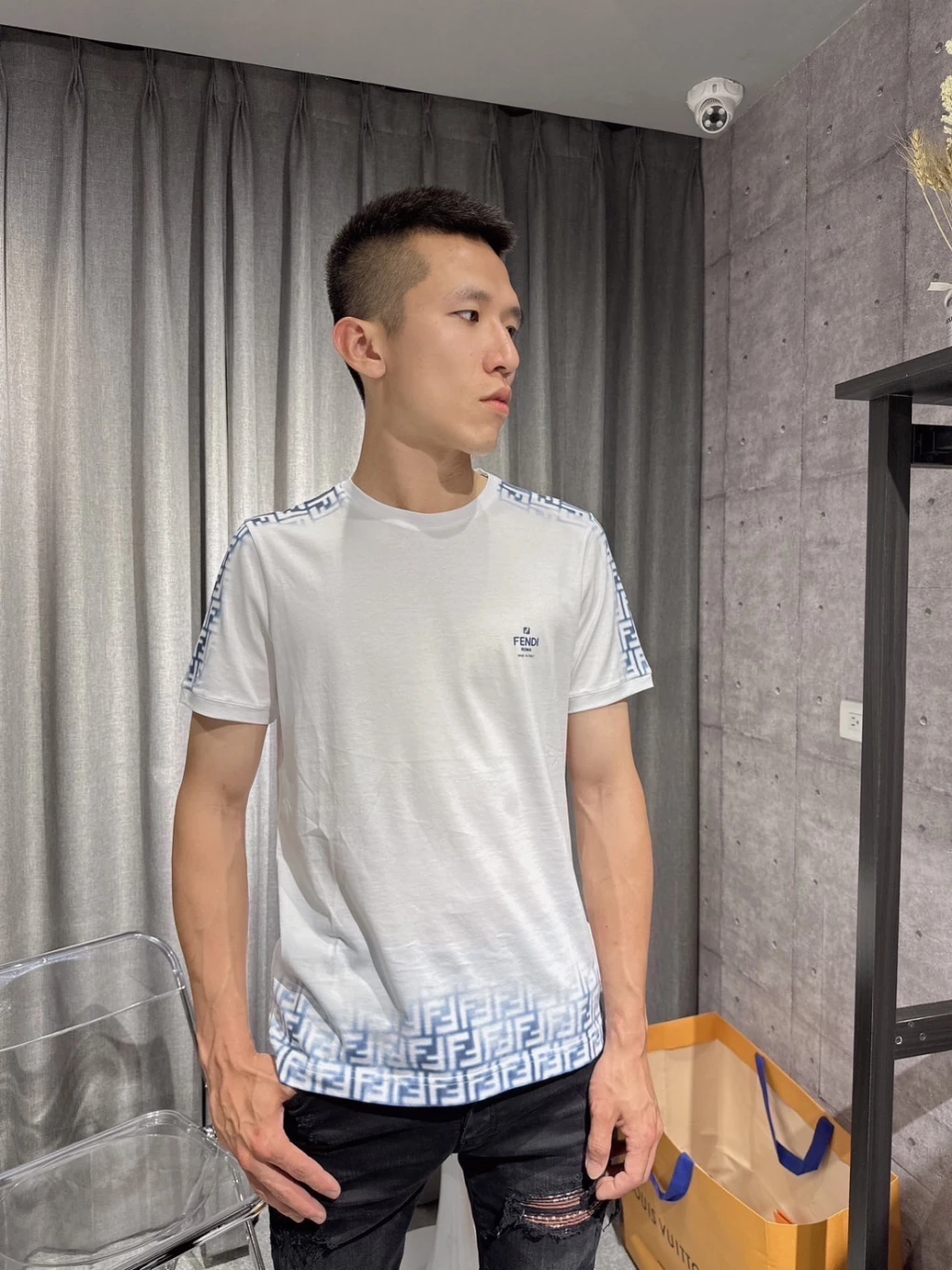 Fendi 漸層感短袖上衣