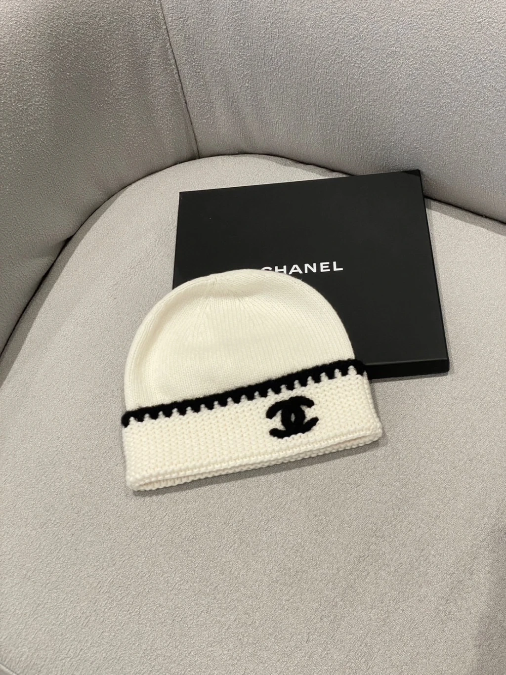 Chanel 雙C 毛帽