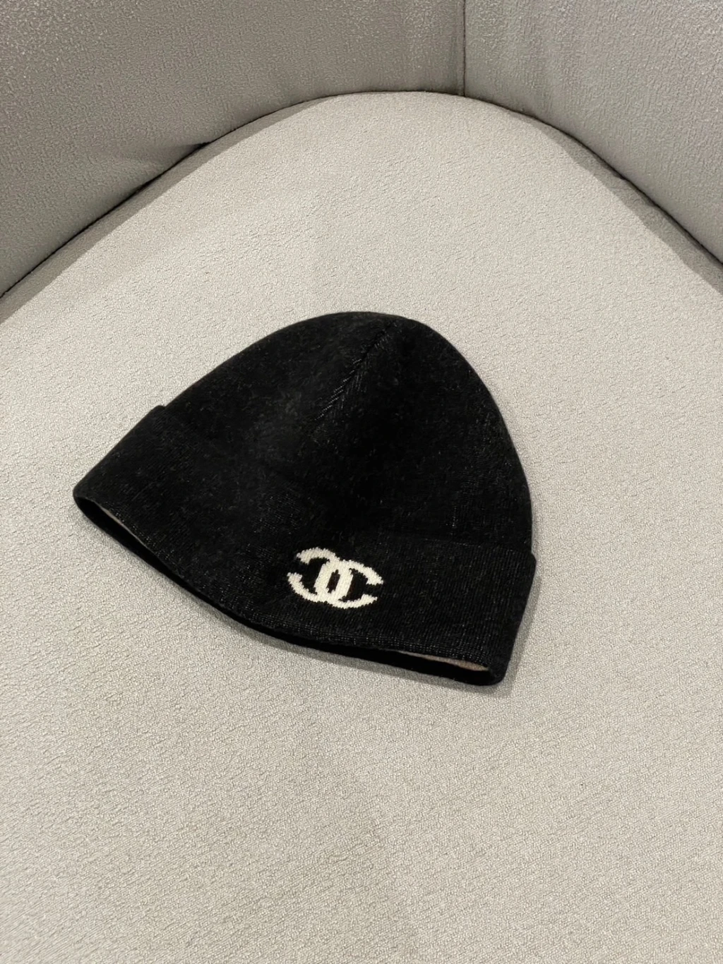 Chanel 雙C 毛帽黑