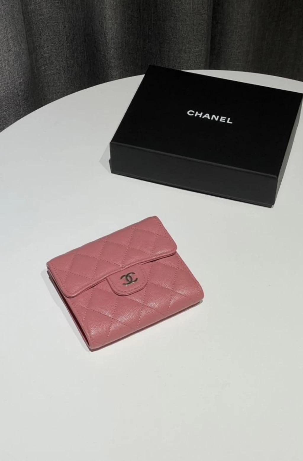 Chanel 粉 三折短夾