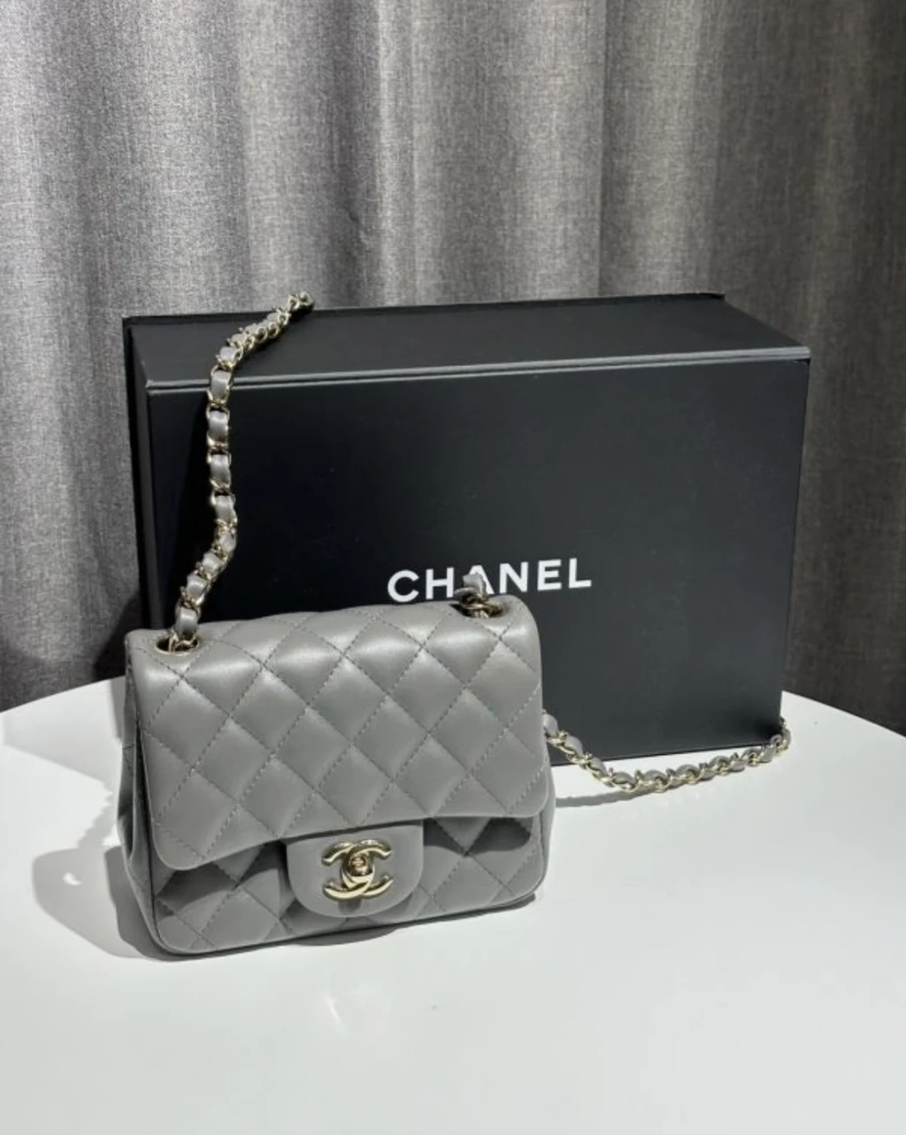 Chanel 灰金 方胖