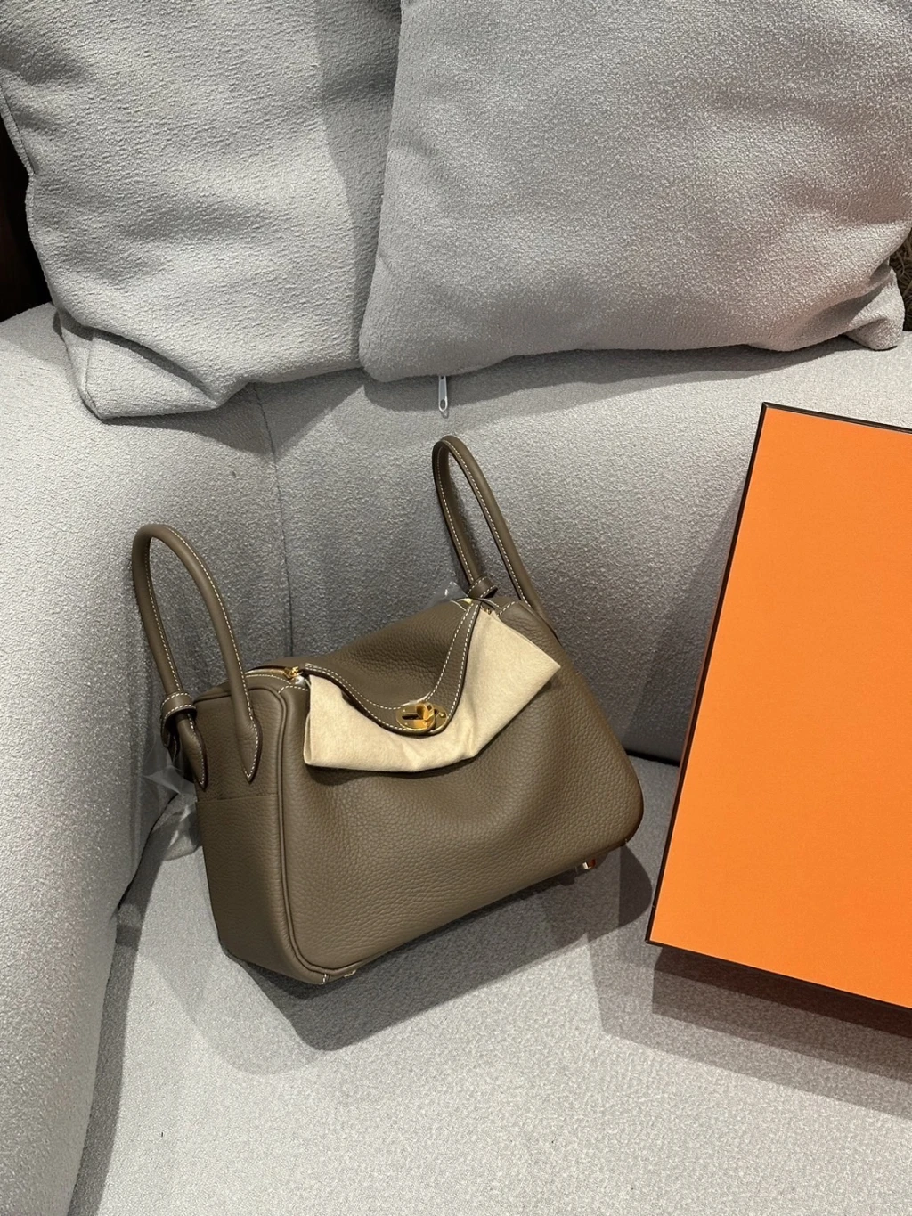 Hermes Lindy 26 大象灰