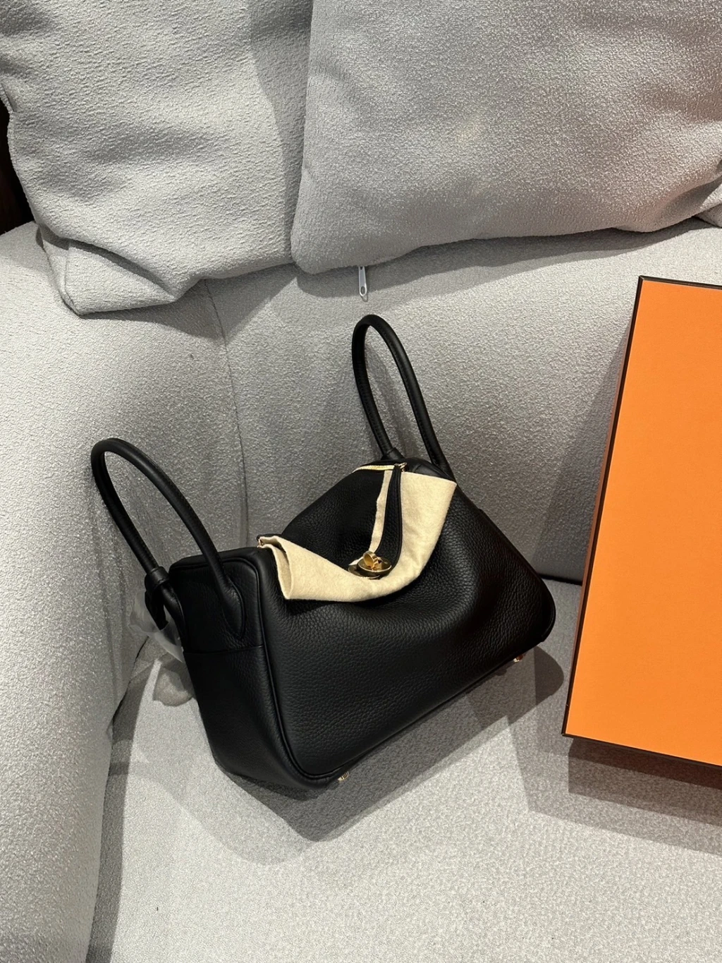 Hermes Lindy 26 黑金