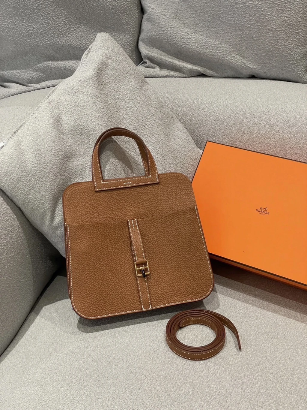 Hermes HALZAN 25 TC 皮金棕色