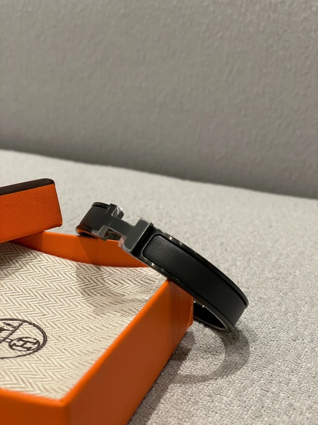 Hermes H 霧面黑 手環