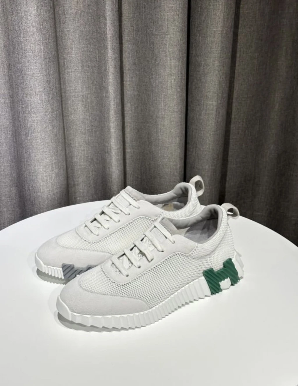 (依尺碼報價)Hermes 休閒鞋