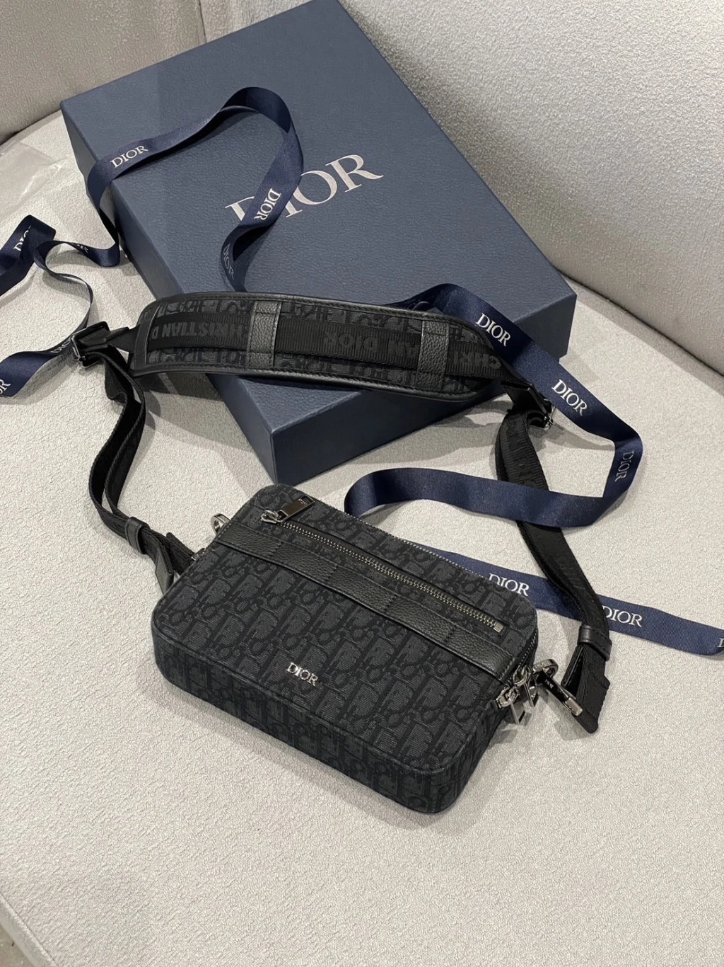 Dior 滿版緹花 郵差包