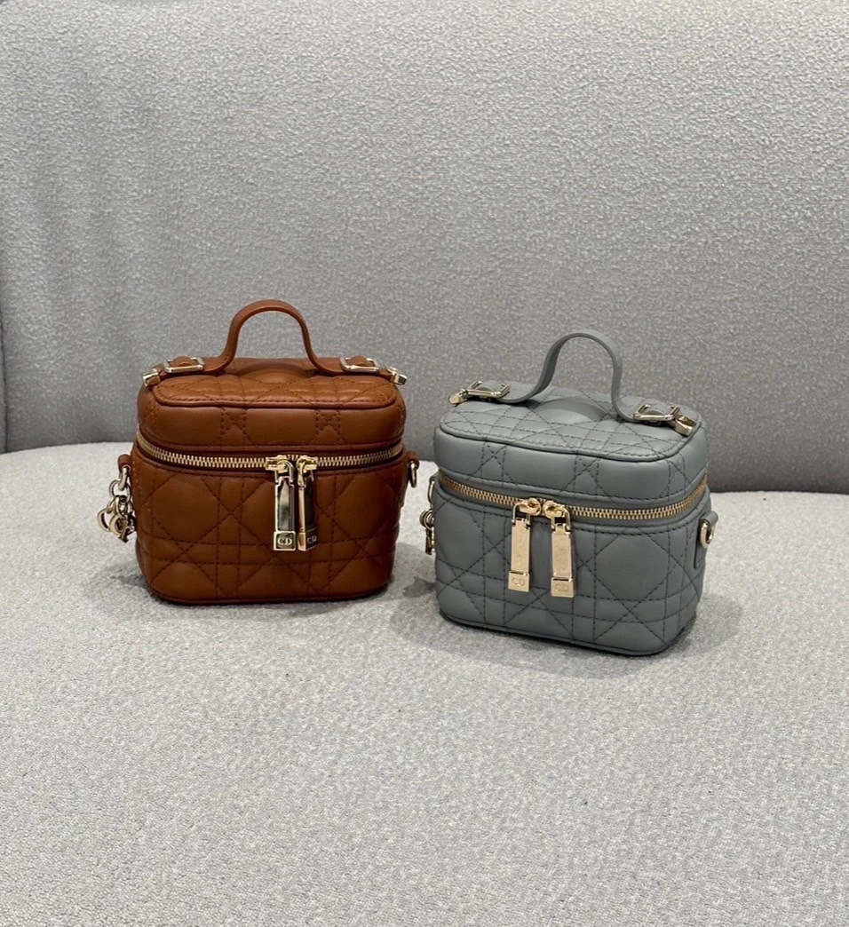 Dior 化妝包