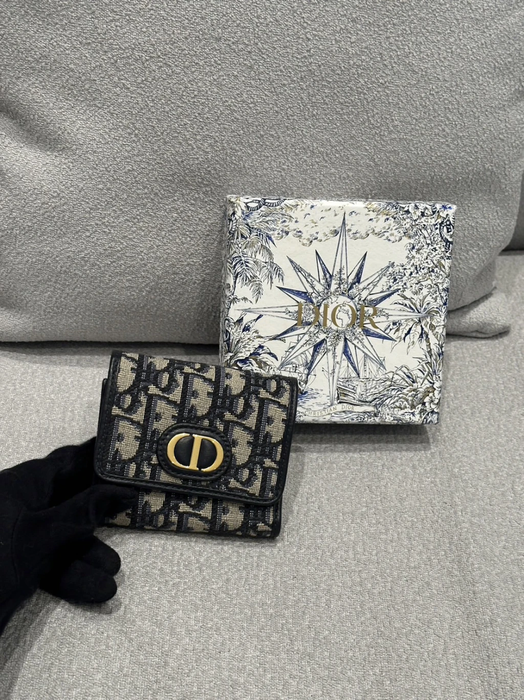 DIOR CD 蒙田三折短夾(斷貨)