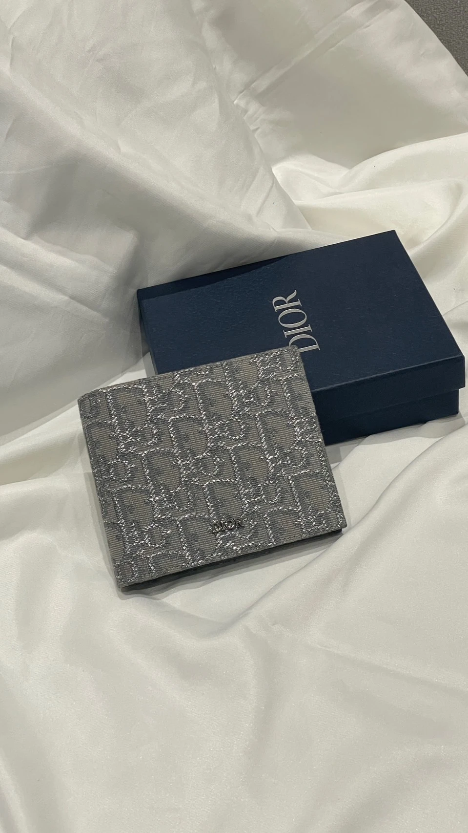 Dior 滿版灰 八卡短夾