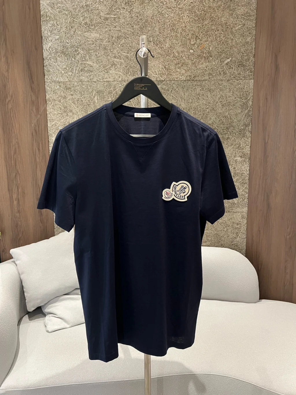 Moncler 雙標 素踢