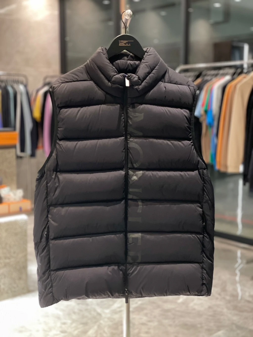 Moncler 羽絨背心