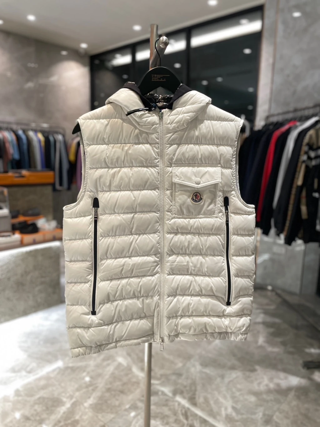 Moncler 羽絨背心