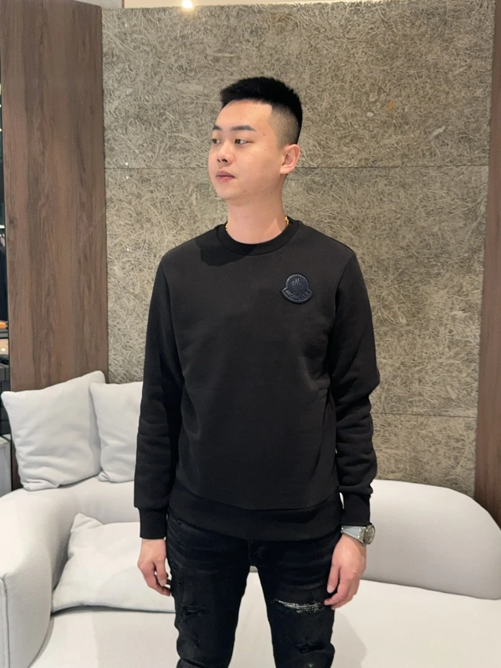 Moncler 大標刺繡 大學踢 黑