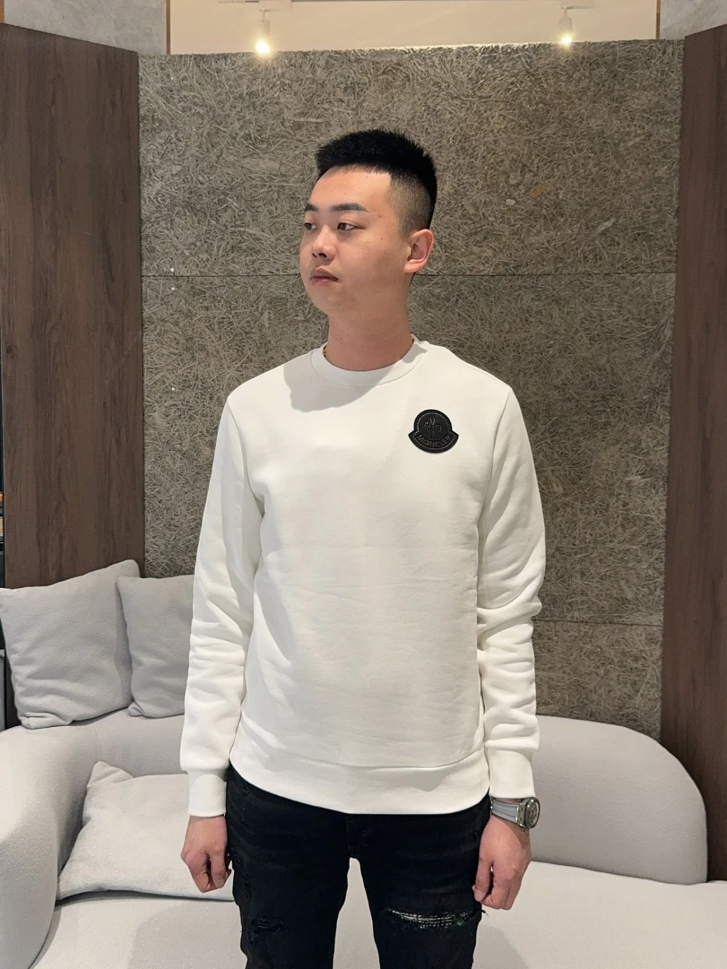 Moncler  大標刺繡 大學踢 白