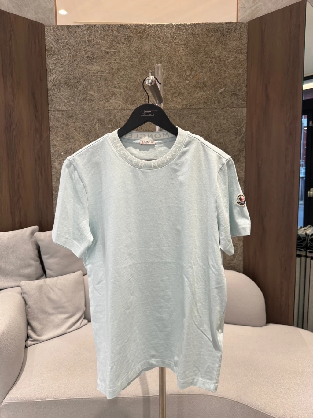 Moncler 圓領刺繡 淺藍