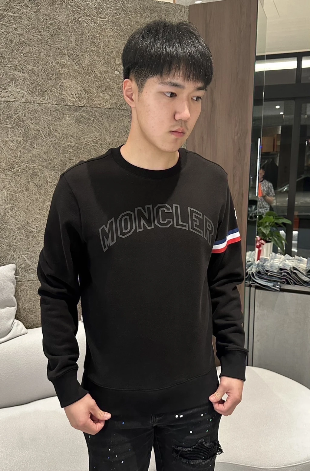 Moncler 簍空字母 大學踢