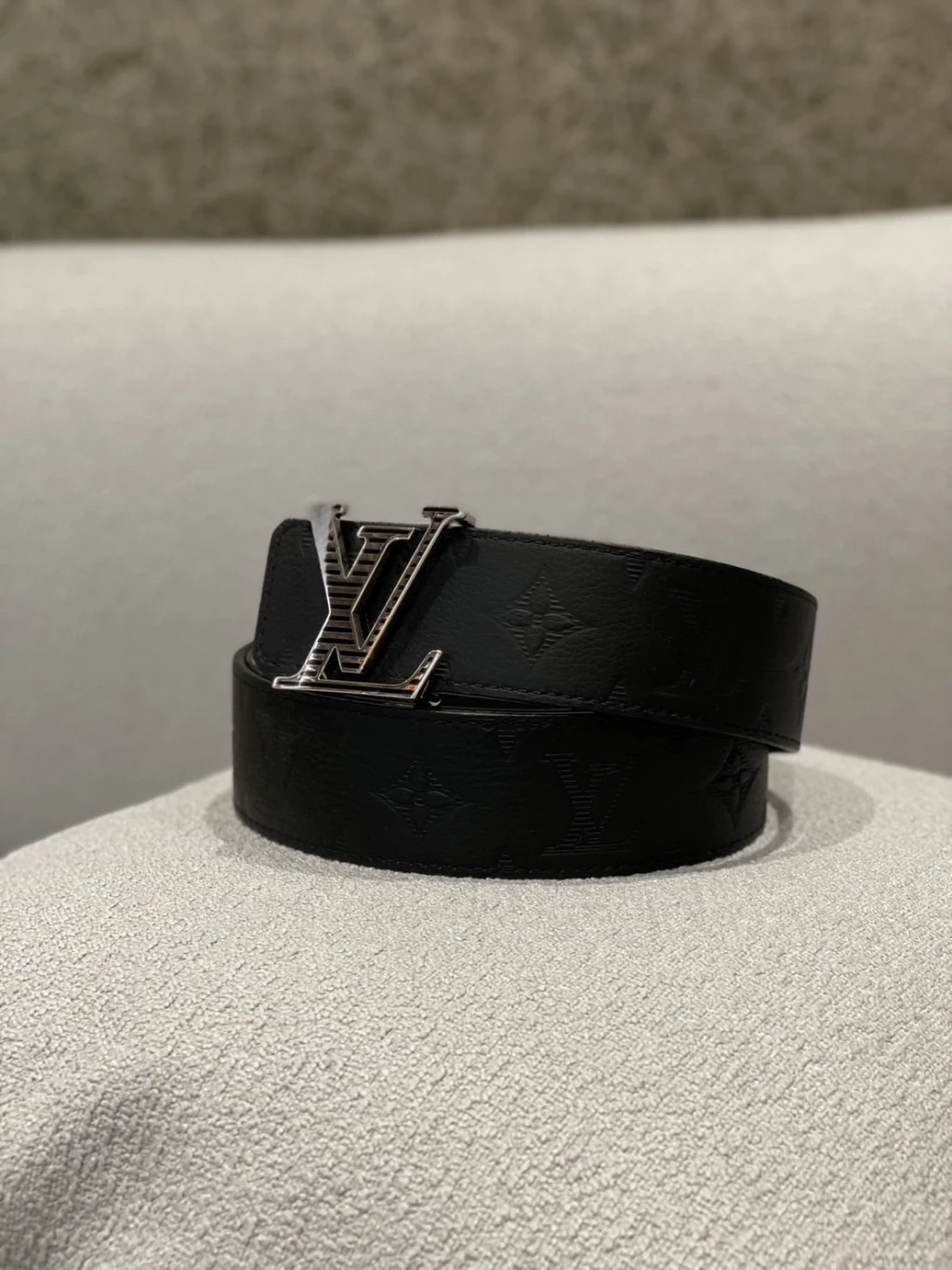 LV 特殊壓紋 黑老花皮帶