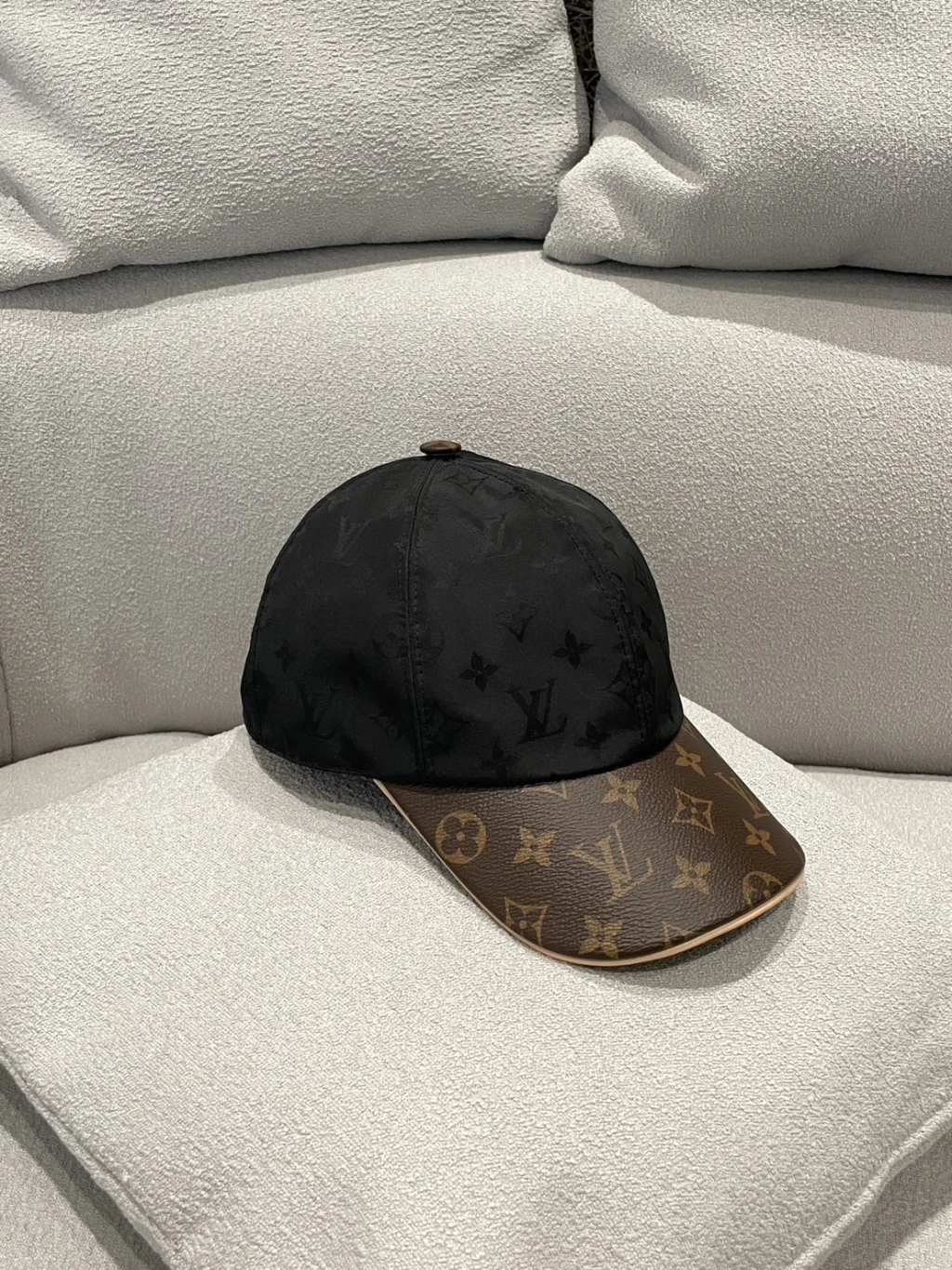 LV 拼接滿版老花 帽(斷貨)