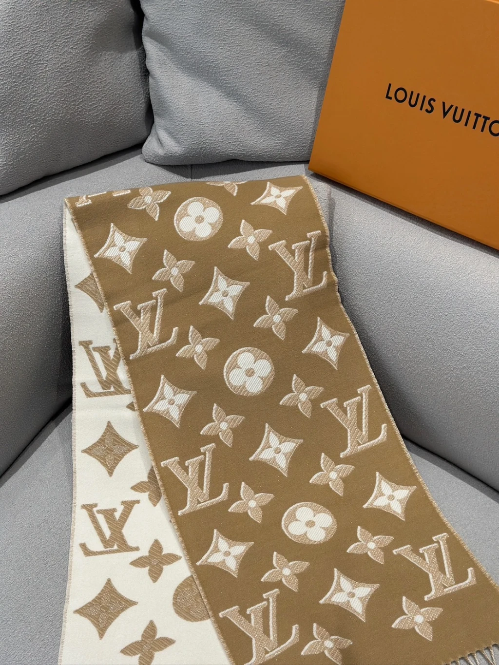LV 圍巾金蔥 卡其