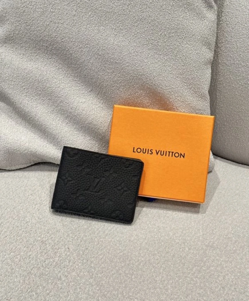 LV 壓紋印花 短夾