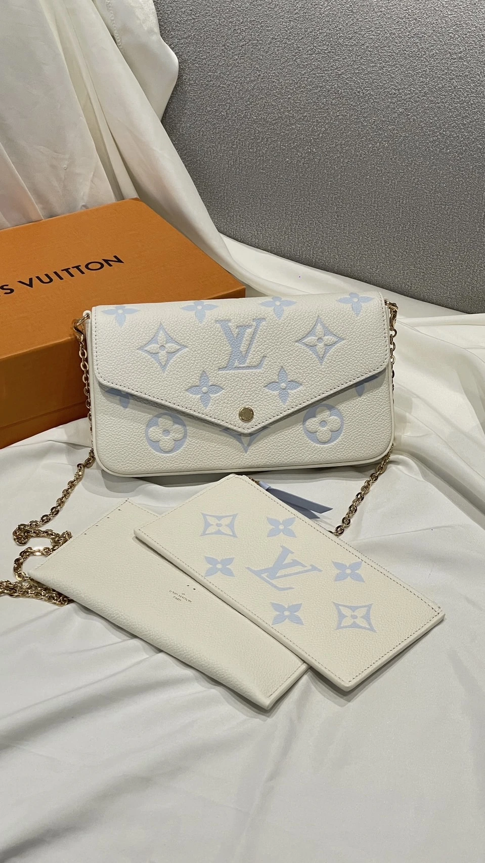 LV 天空藍 三合一包