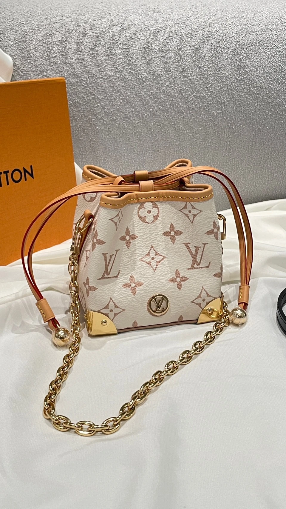 LV purse charms 日本限定包(斷貨)