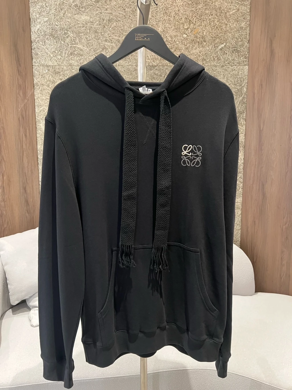 Loewe 小刺繡 帽T
