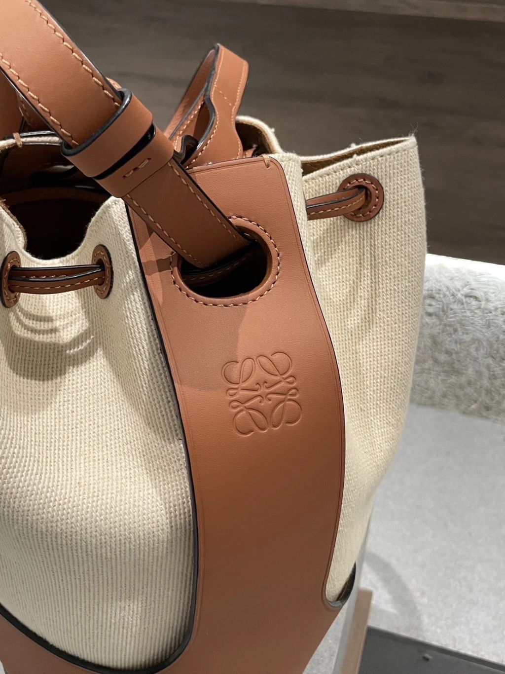 Loewe 氣球包