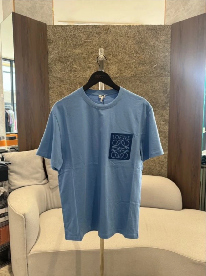 Loewe 新款刺繡寶寶藍