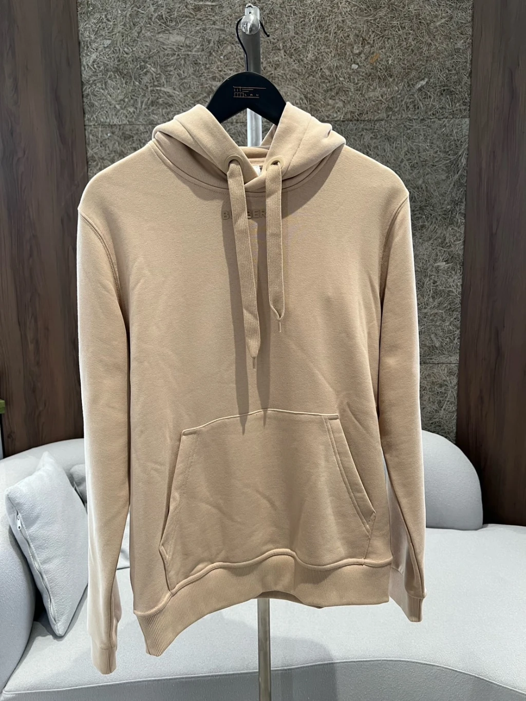 Burberry 帽T 奶茶色