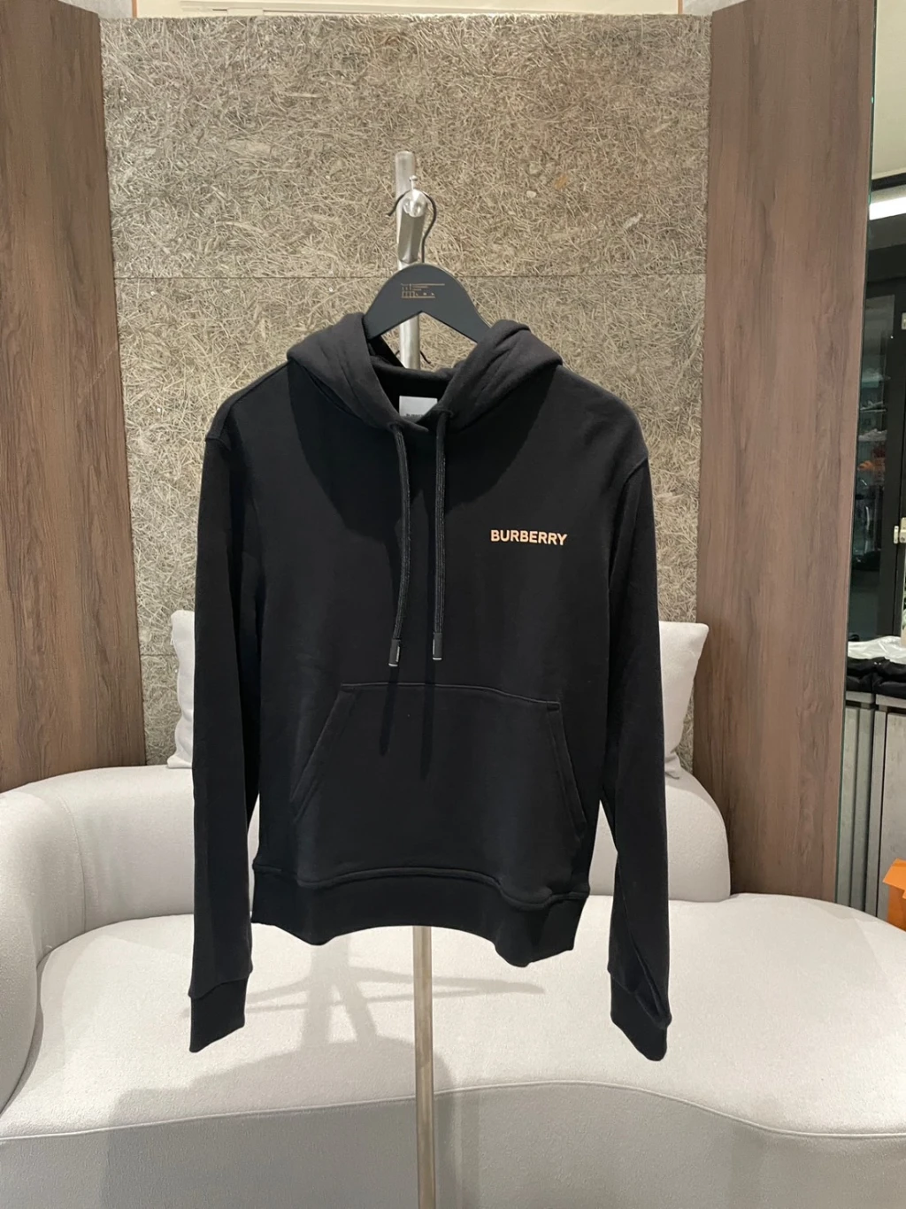 Burberry 背後刺繡小鹿 帽T