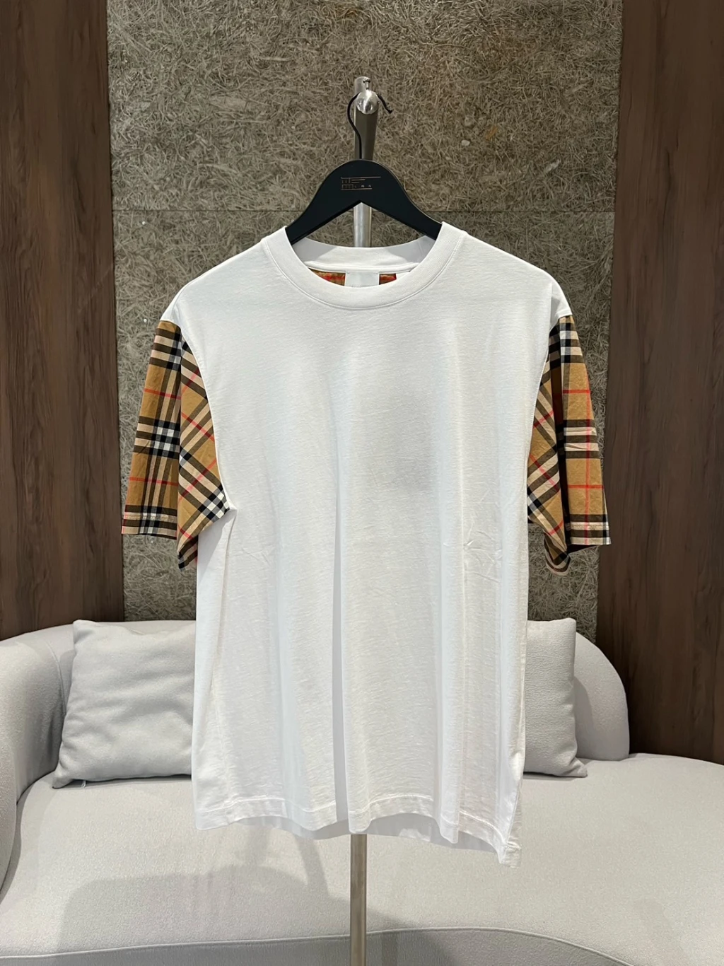 Burberry 雙袖格紋 白色