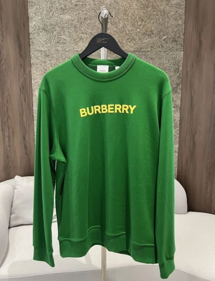 Burberry 大學T 綠