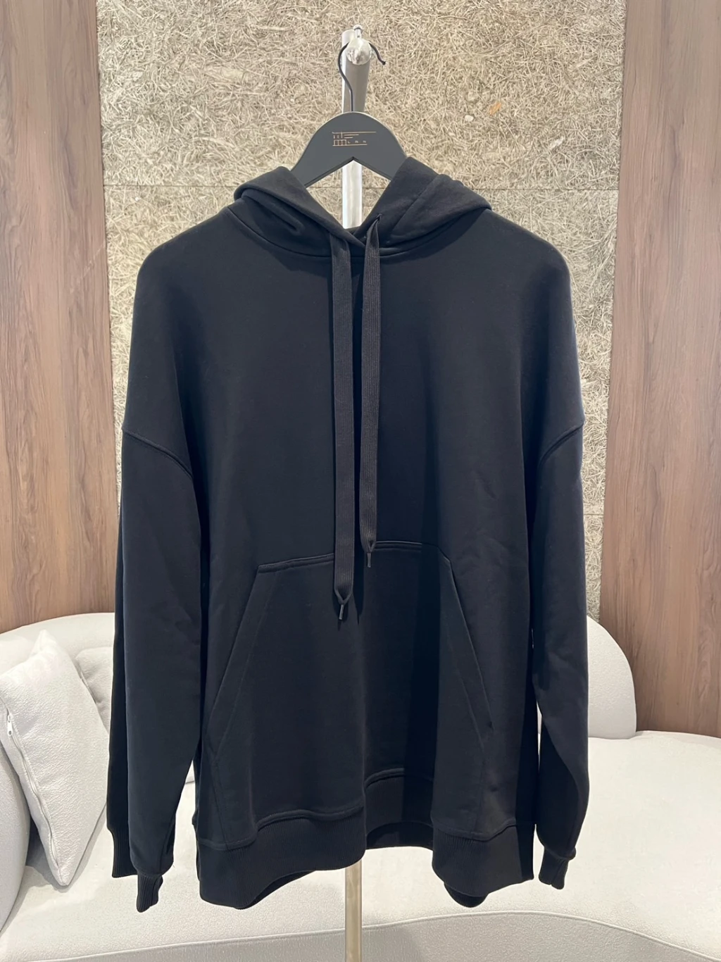 burberry 背後大圖 帽踢