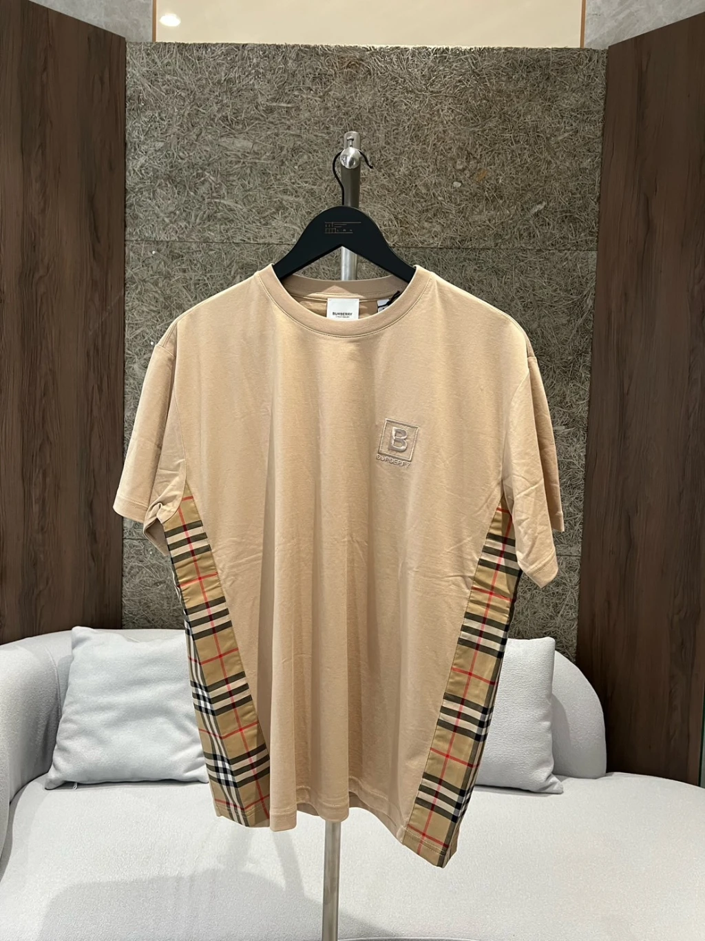 Burberry 新款測格紋 奶茶
