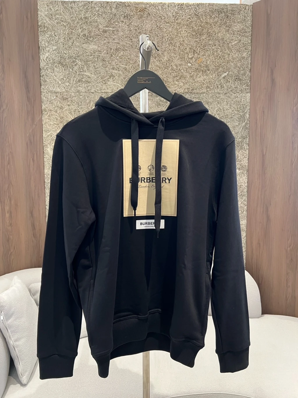 Burberry 標籤LOGO 帽T