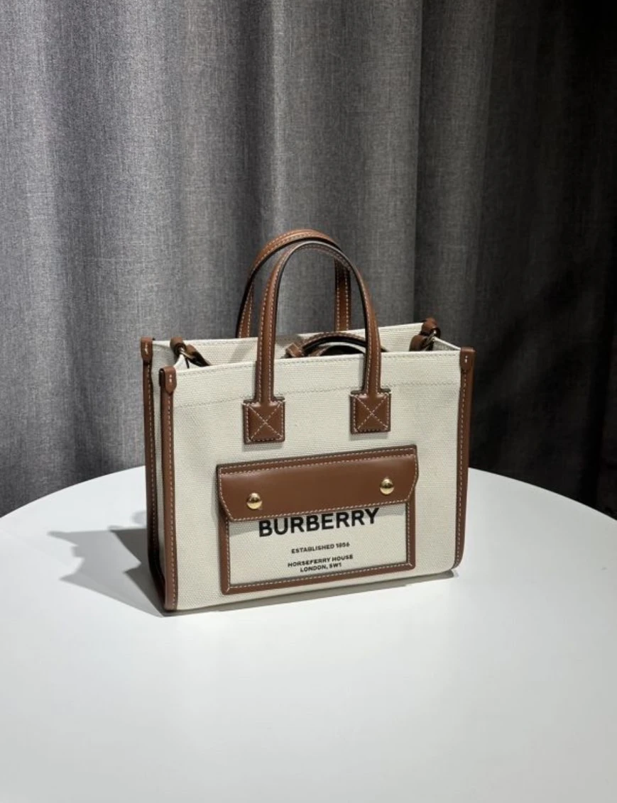 Burberry 托特包