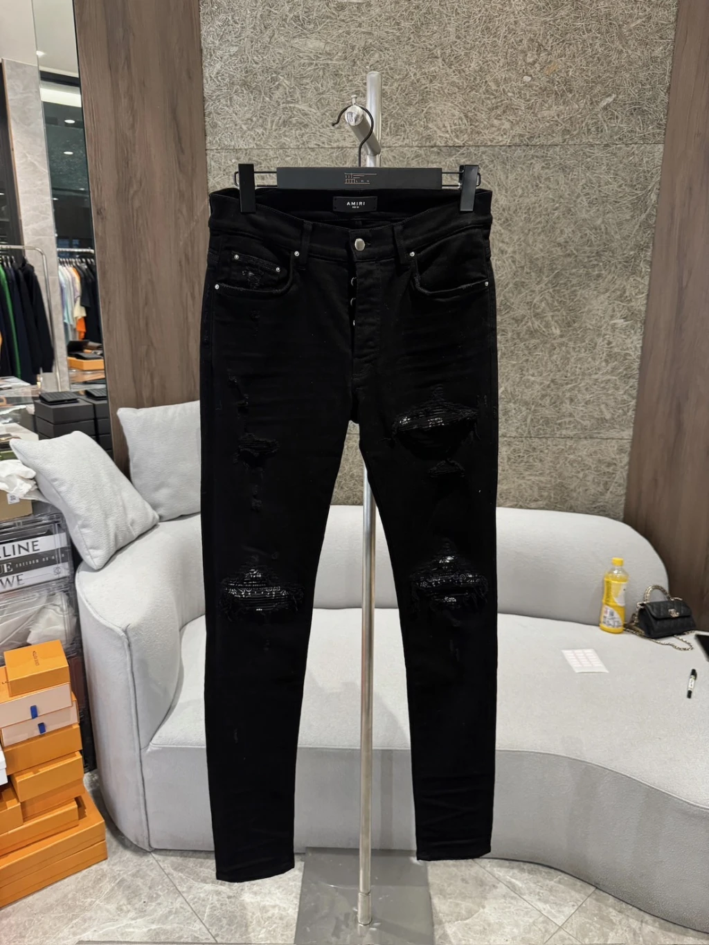 AMIRI