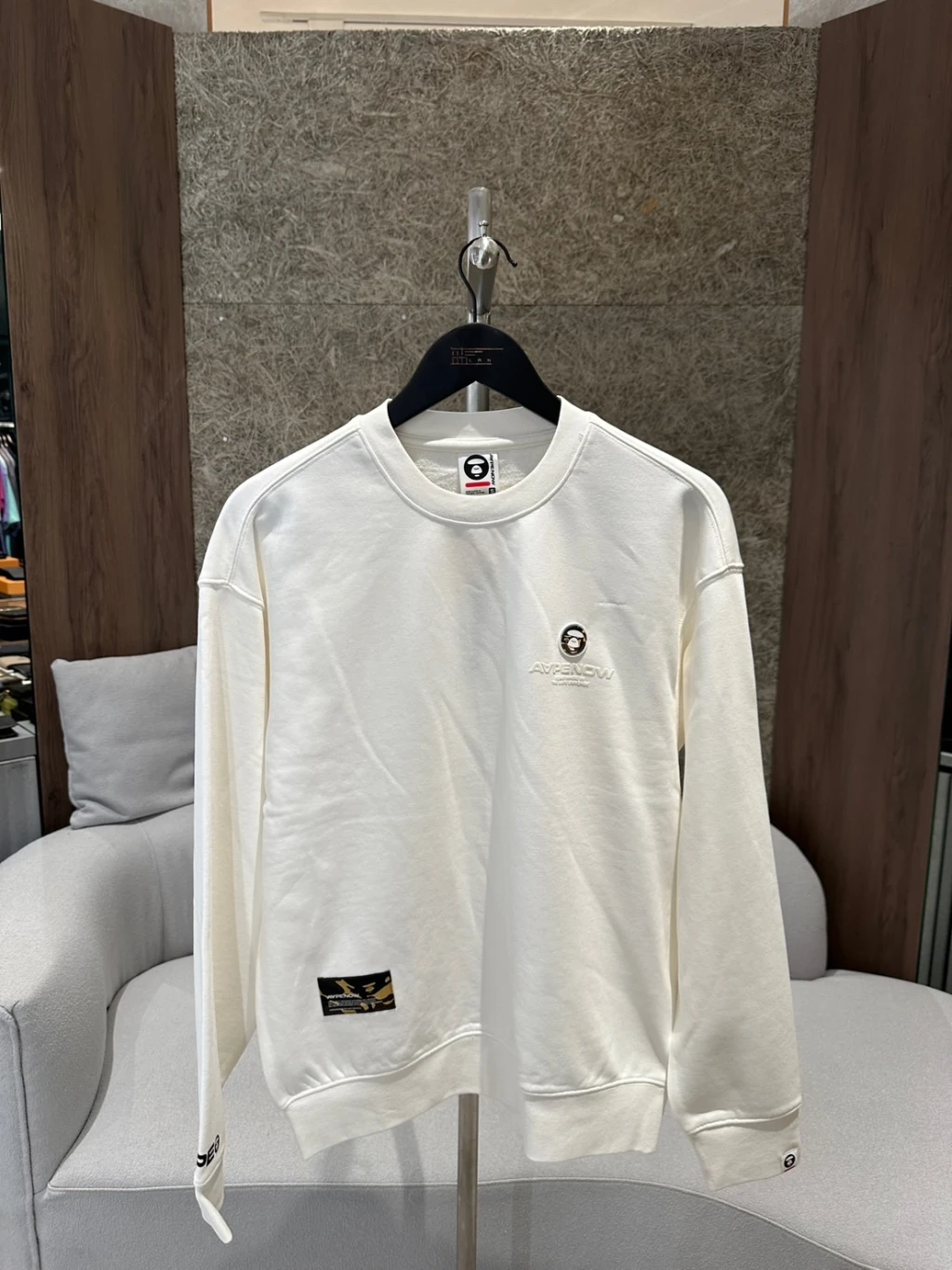 Aape 小標 白 大學T