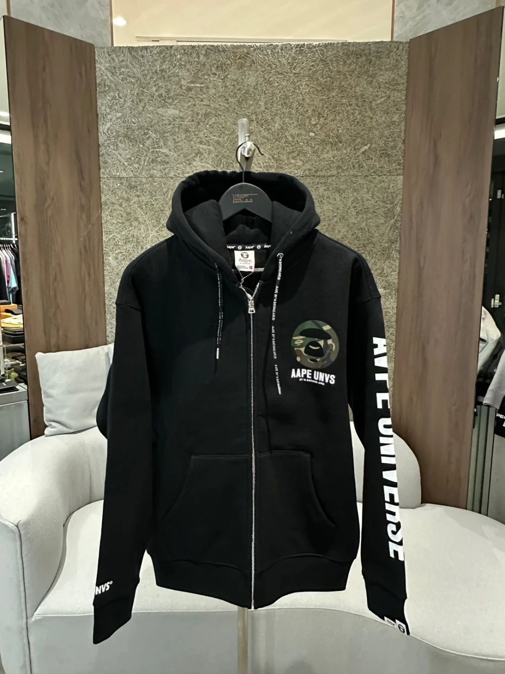 Aape 迷彩小圓標 外套